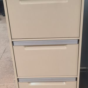 3-Drawer Filing Cabinet with key CAB80